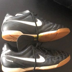 Nike Tiempo Indoor Soccer Shoes
